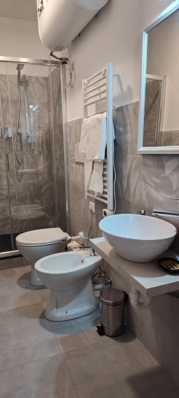 Le Quattro Stagioni Bed and Breakfast Genua Buitenkant foto