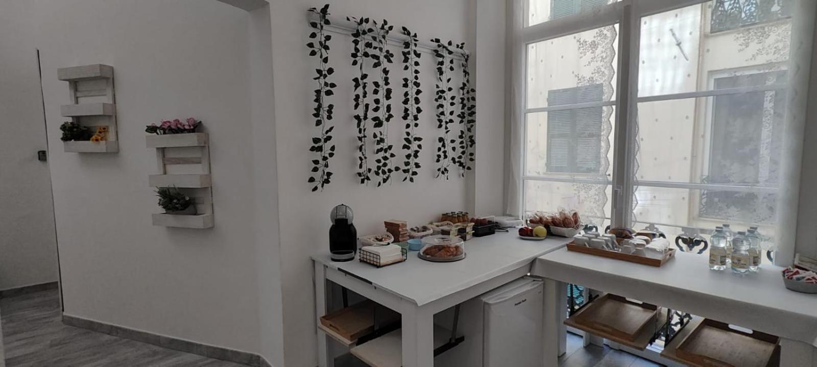 Le Quattro Stagioni Bed and Breakfast Genua Buitenkant foto