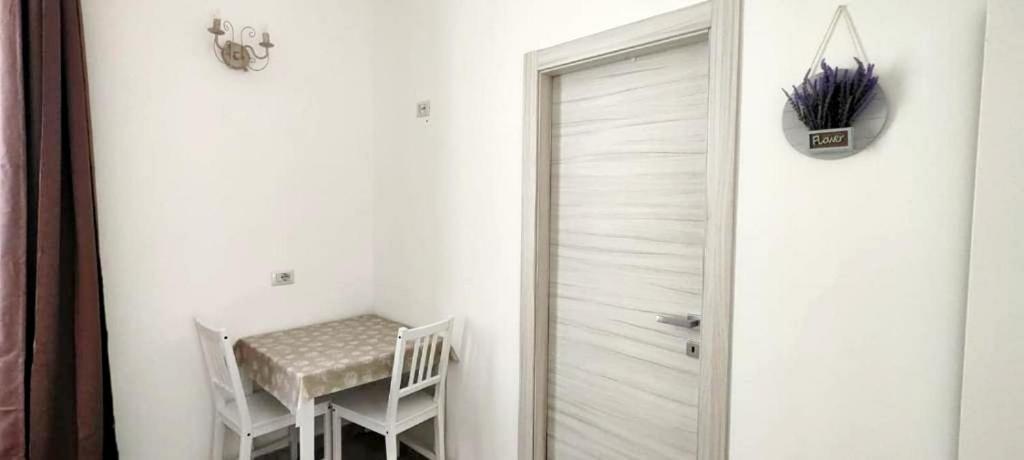 Le Quattro Stagioni Bed and Breakfast Genua Buitenkant foto